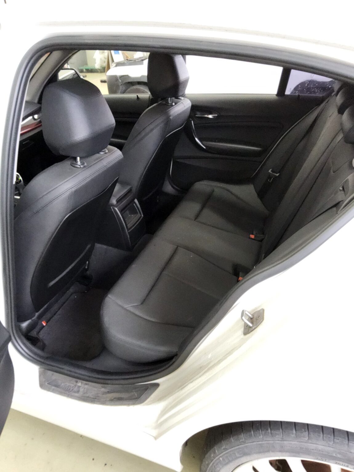 BMW 1 SERIES (2ND GEN) 5-DOOR 118d SPORTS 2015 - zdjęcie 12