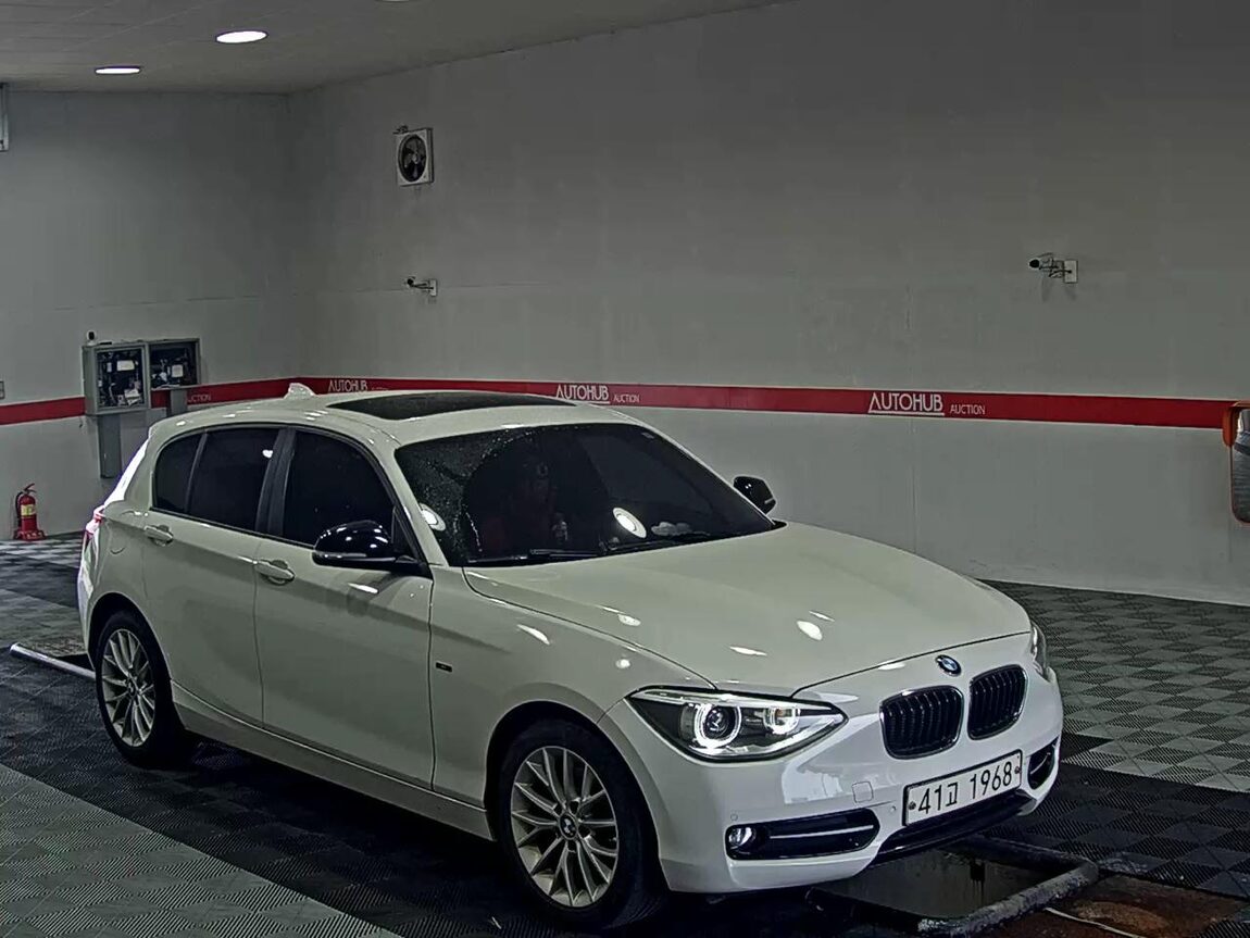 BMW 1 SERIES (2ND GEN) 5-DOOR 118d SPORTS 2015 - zdjęcie 3