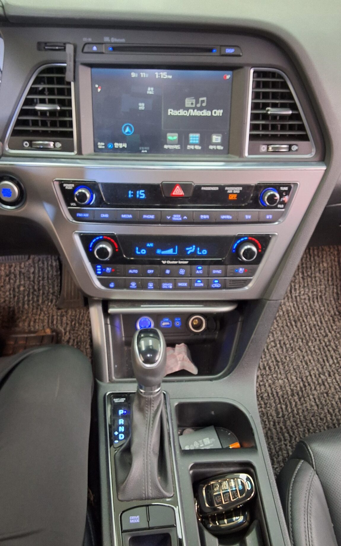 HYUNDAI LF SONATA HYBRID 2.0 HEV PREMIUM 2017 - zdjęcie 18