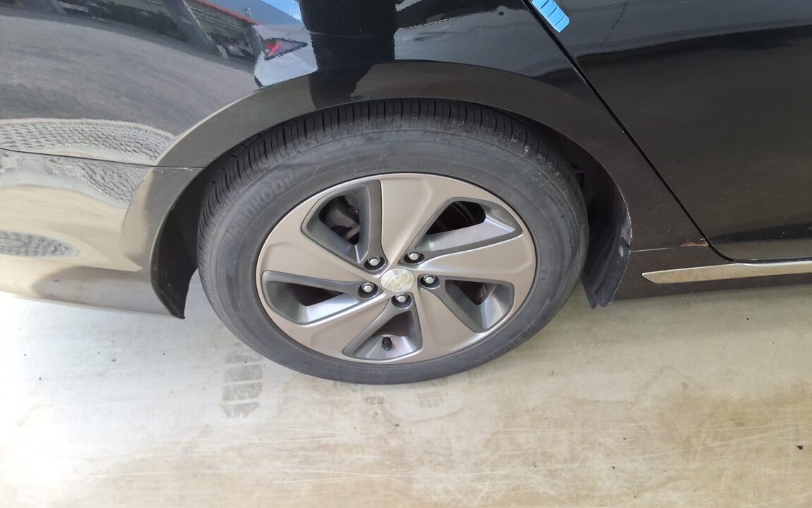 HYUNDAI LF SONATA HYBRID 2.0 HEV PREMIUM 2017 - zdjęcie 26