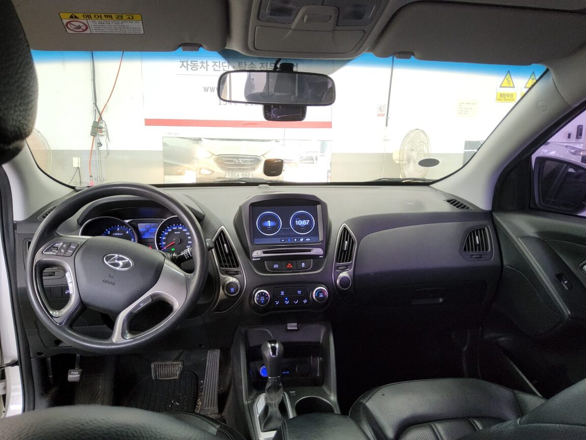 HYUNDAI NEW TUCSON ix DIESEL R2.0 2WD SMART 2015 - zdjęcie 11