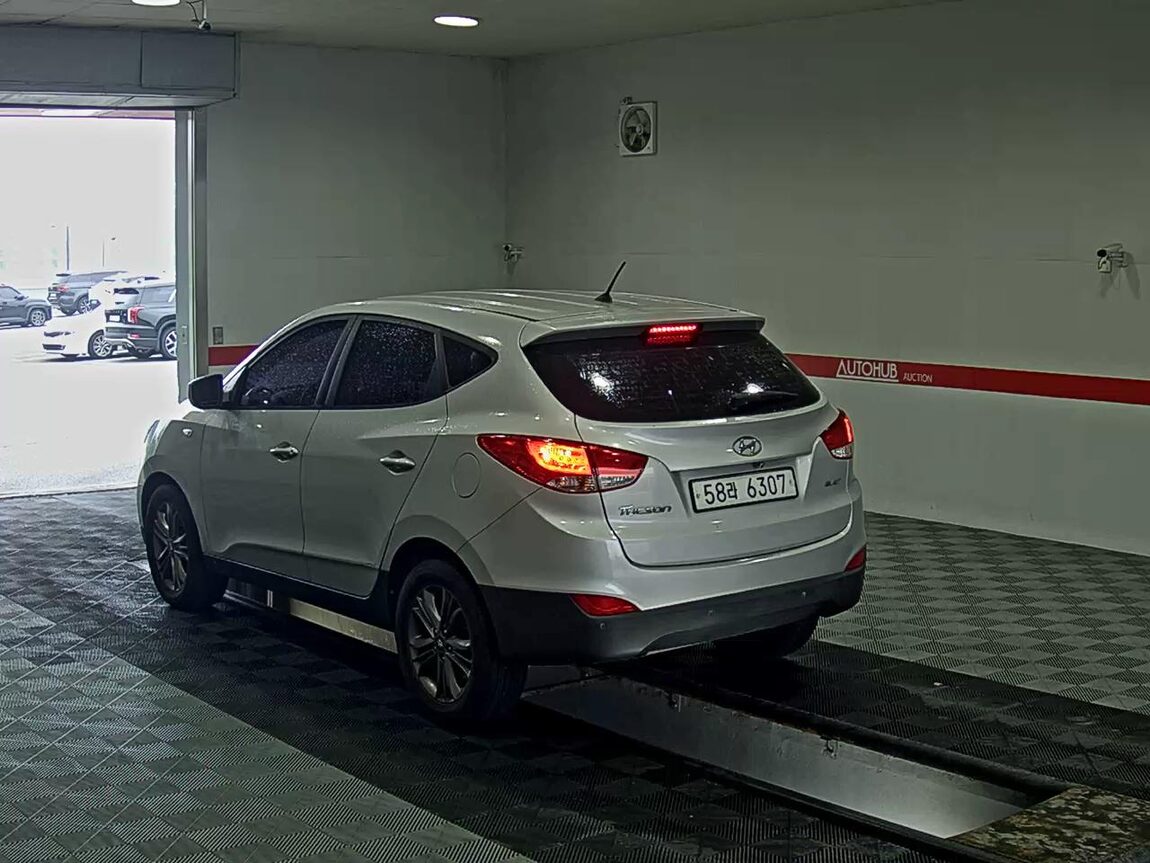 HYUNDAI NEW TUCSON ix DIESEL R2.0 2WD SMART 2015 - zdjęcie 6