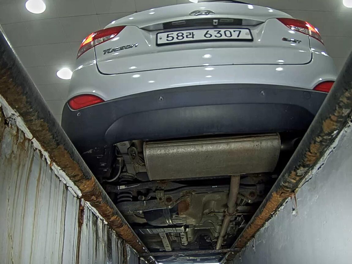 HYUNDAI NEW TUCSON ix DIESEL R2.0 2WD SMART 2015 - zdjęcie 8