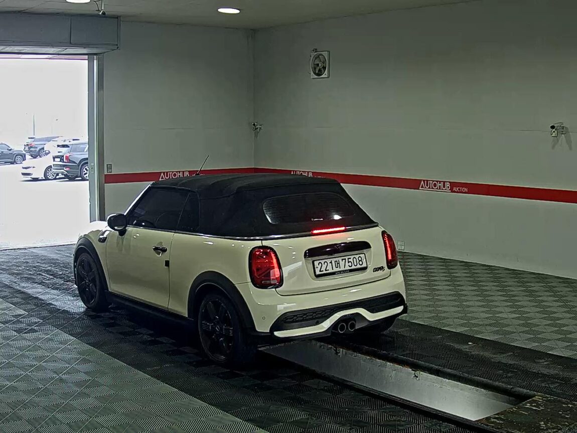 MINI COOPER CONVERTIBLE (3RD GEN) 2.0 S CLASSIC 2022 - zdjęcie 6