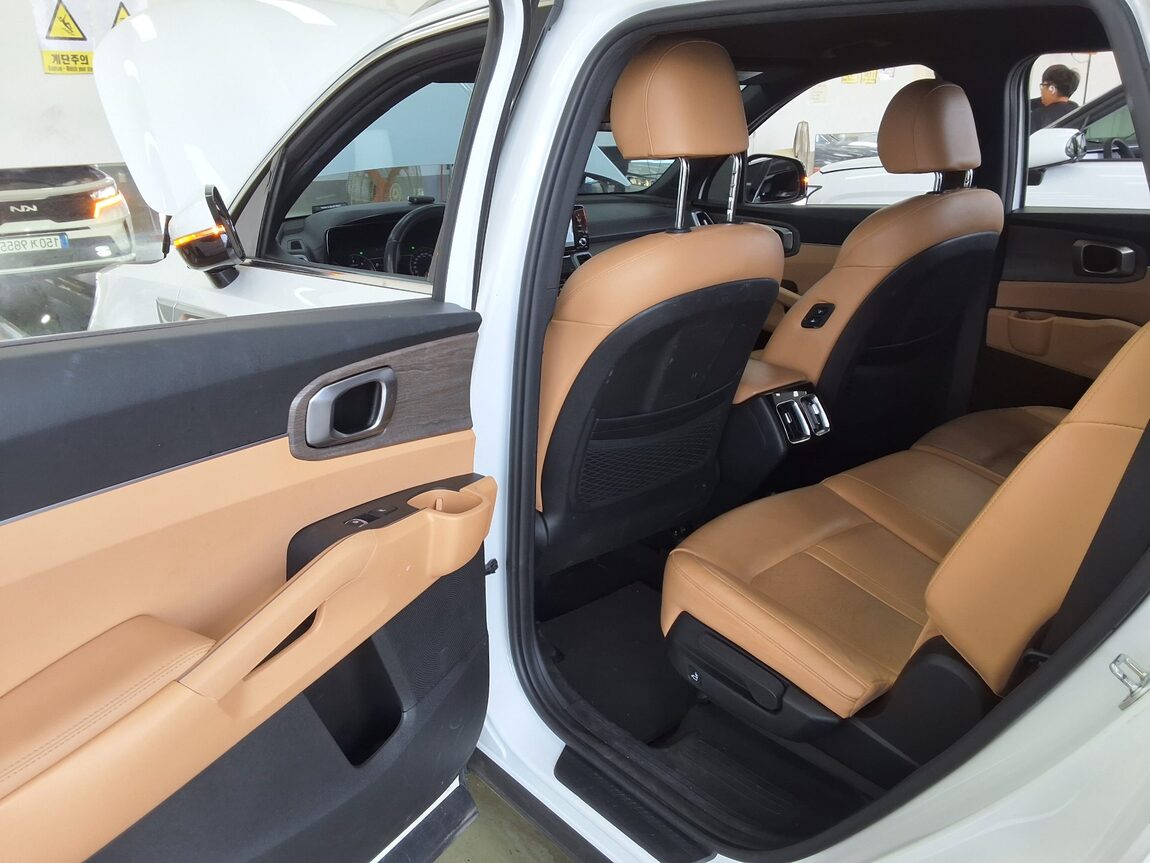 KIA NEW SORENTO (MQ4) 2.2 DIESEL 4WD PRESTIGE 2023 - zdjęcie 13