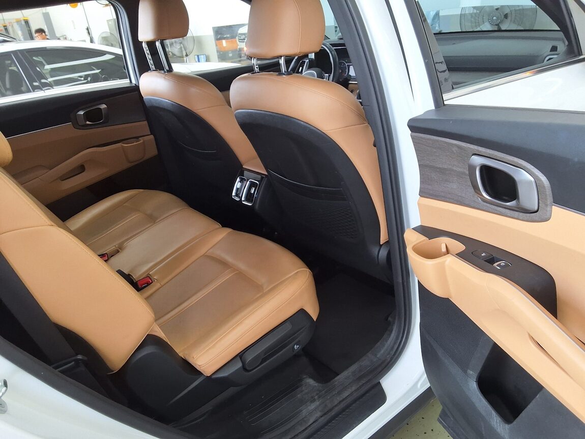 KIA NEW SORENTO (MQ4) 2.2 DIESEL 4WD PRESTIGE 2023 - zdjęcie 14