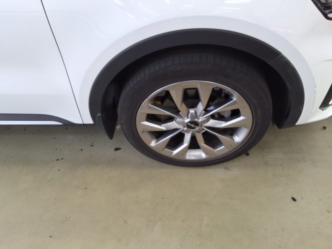 KIA NEW SORENTO (MQ4) 2.2 DIESEL 4WD PRESTIGE 2023 - zdjęcie 26