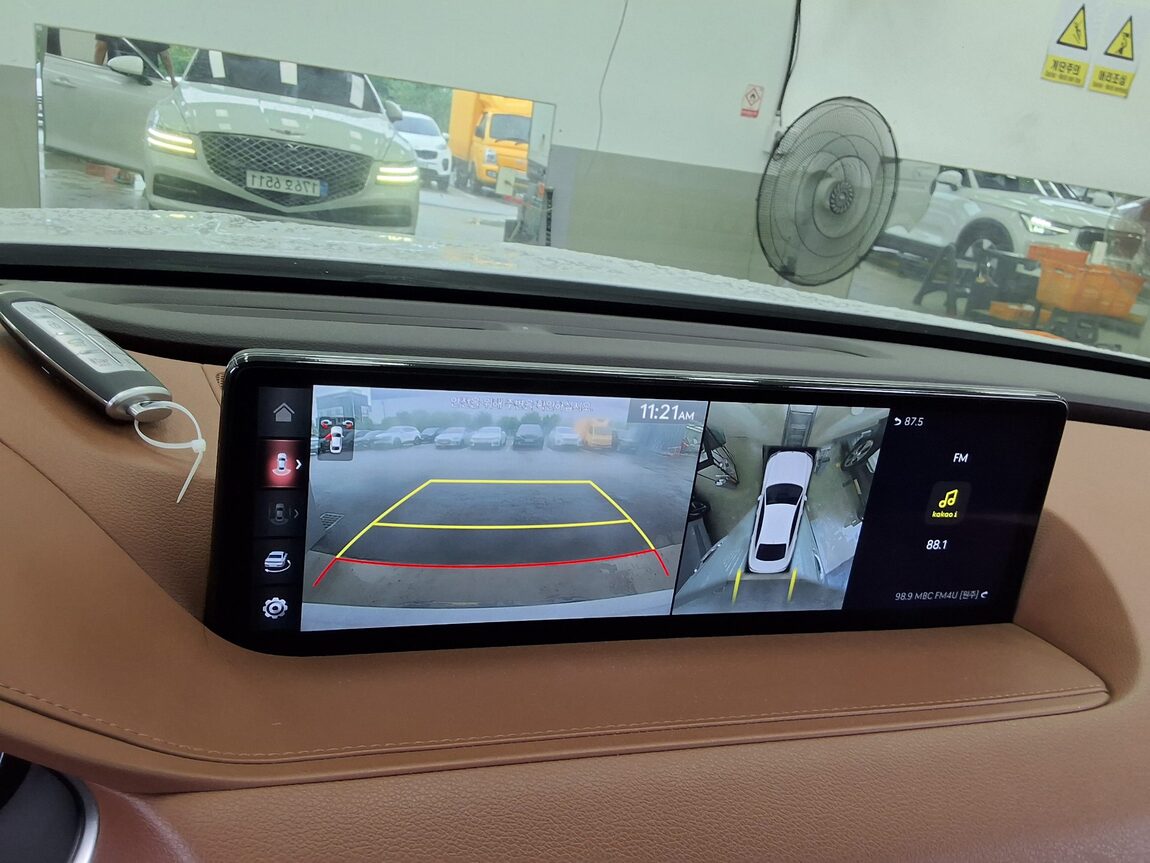 GENESIS THE ALL NEW G80 DIESEL 2.2 AWD BASE MODEL 2022 - zdjęcie 19