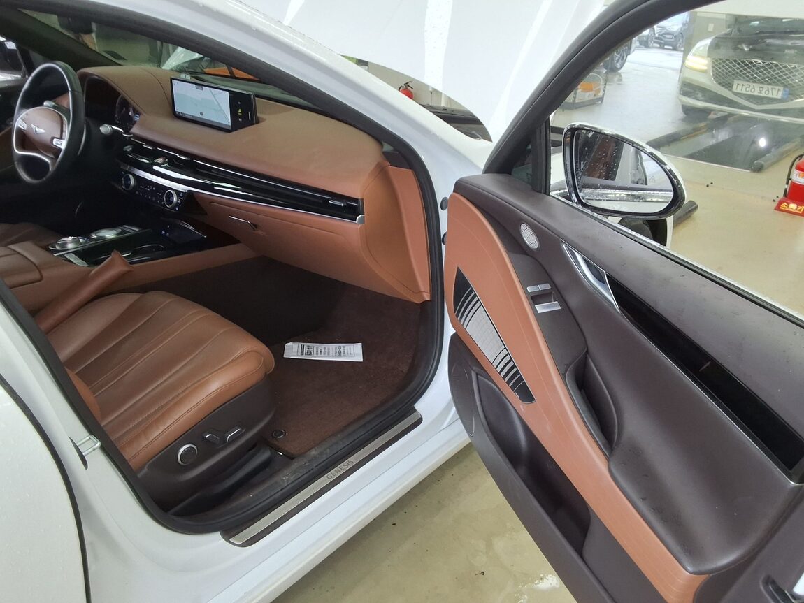 GENESIS THE ALL NEW G80 DIESEL 2.2 AWD BASE MODEL 2022 - zdjęcie 14