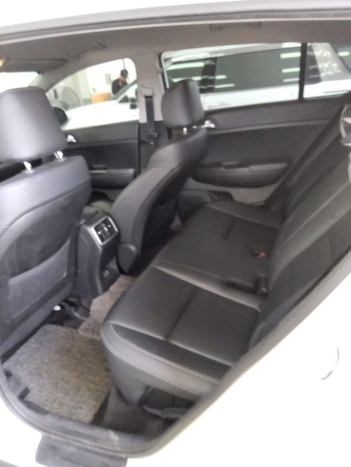 KIA NEW SPORTAGE 1.7 2WD NOBLESSE 2018 - zdjęcie 12