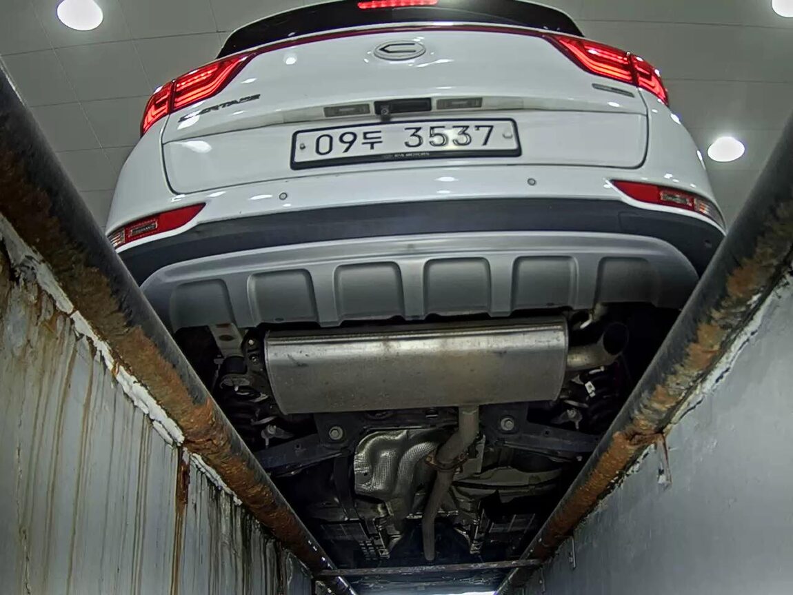 KIA NEW SPORTAGE 1.7 2WD NOBLESSE 2018 - zdjęcie 8