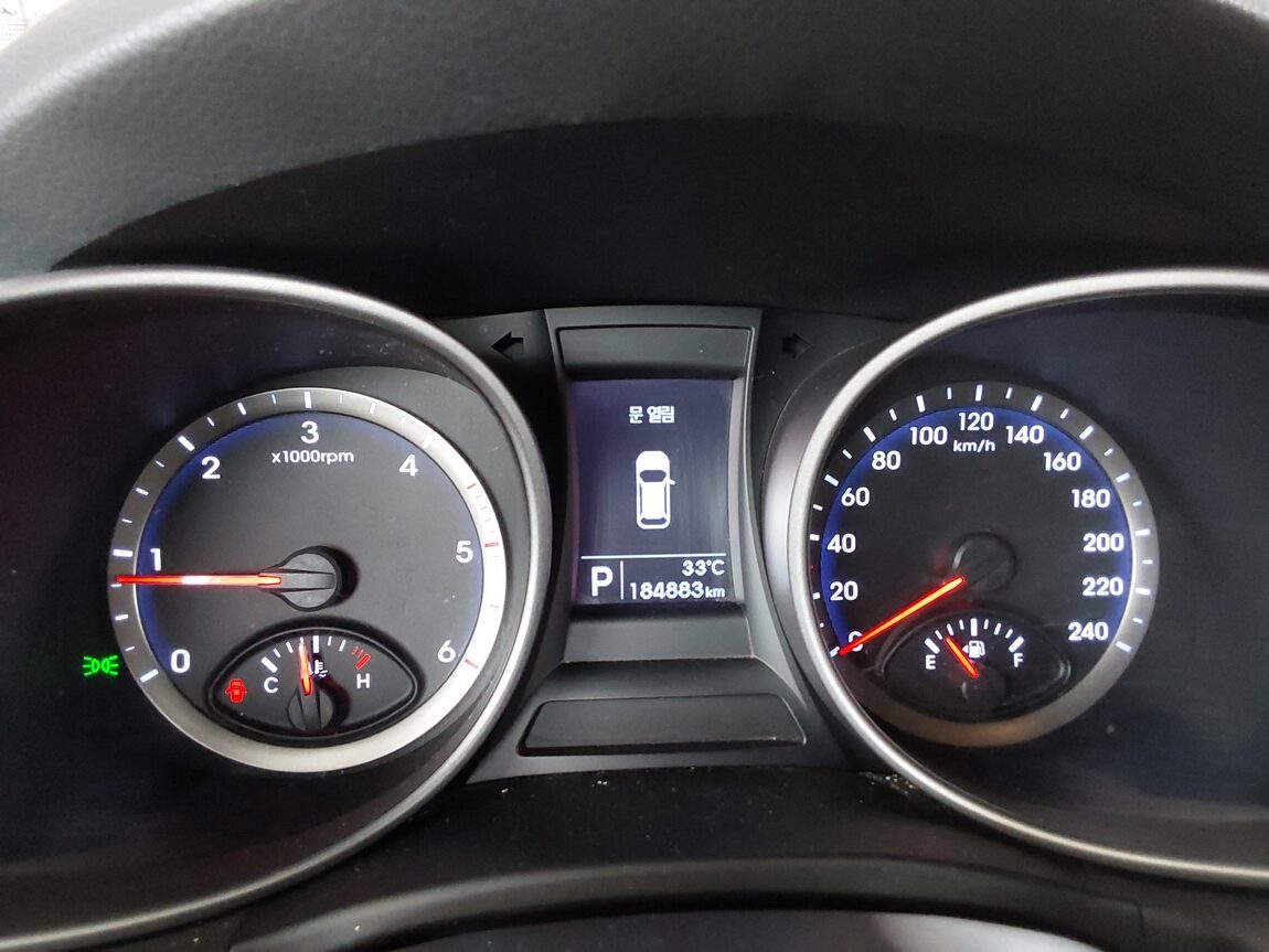 HYUNDAI SANTA FE (DM) DIESEL R2.0 2WD PREMIUM 2013 - zdjęcie 9