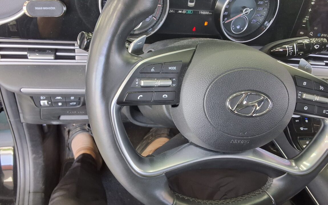 HYUNDAI THE NEW GRANDEUR IG GASOLINE 3.3 EXCLUSIVE 2020 - zdjęcie 18