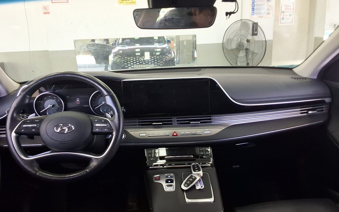 HYUNDAI THE NEW GRANDEUR IG GASOLINE 3.3 EXCLUSIVE 2020 - zdjęcie 12