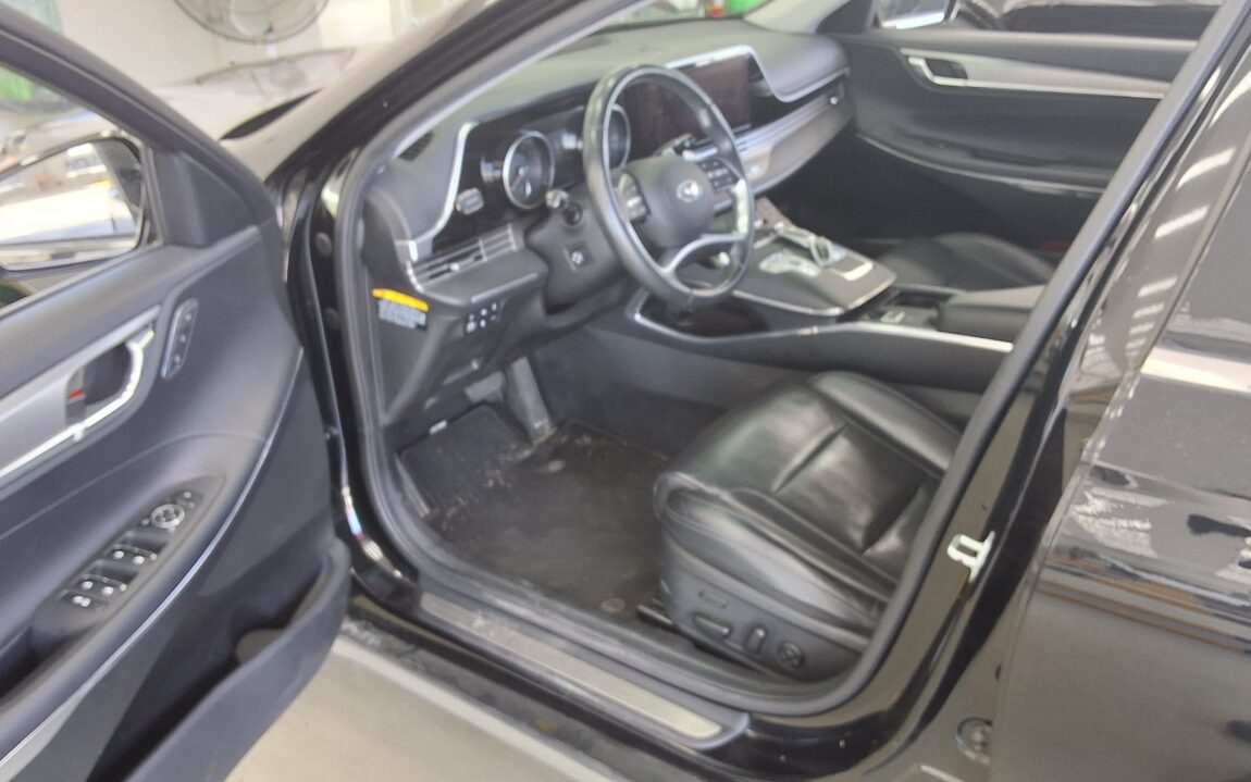 HYUNDAI THE NEW GRANDEUR IG GASOLINE 3.3 EXCLUSIVE 2020 - zdjęcie 11
