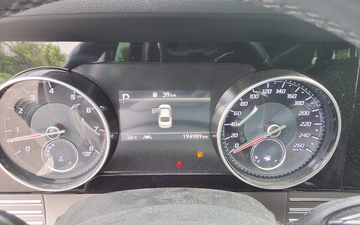 HYUNDAI THE NEW GRANDEUR IG GASOLINE 3.3 EXCLUSIVE 2020 - zdjęcie 10