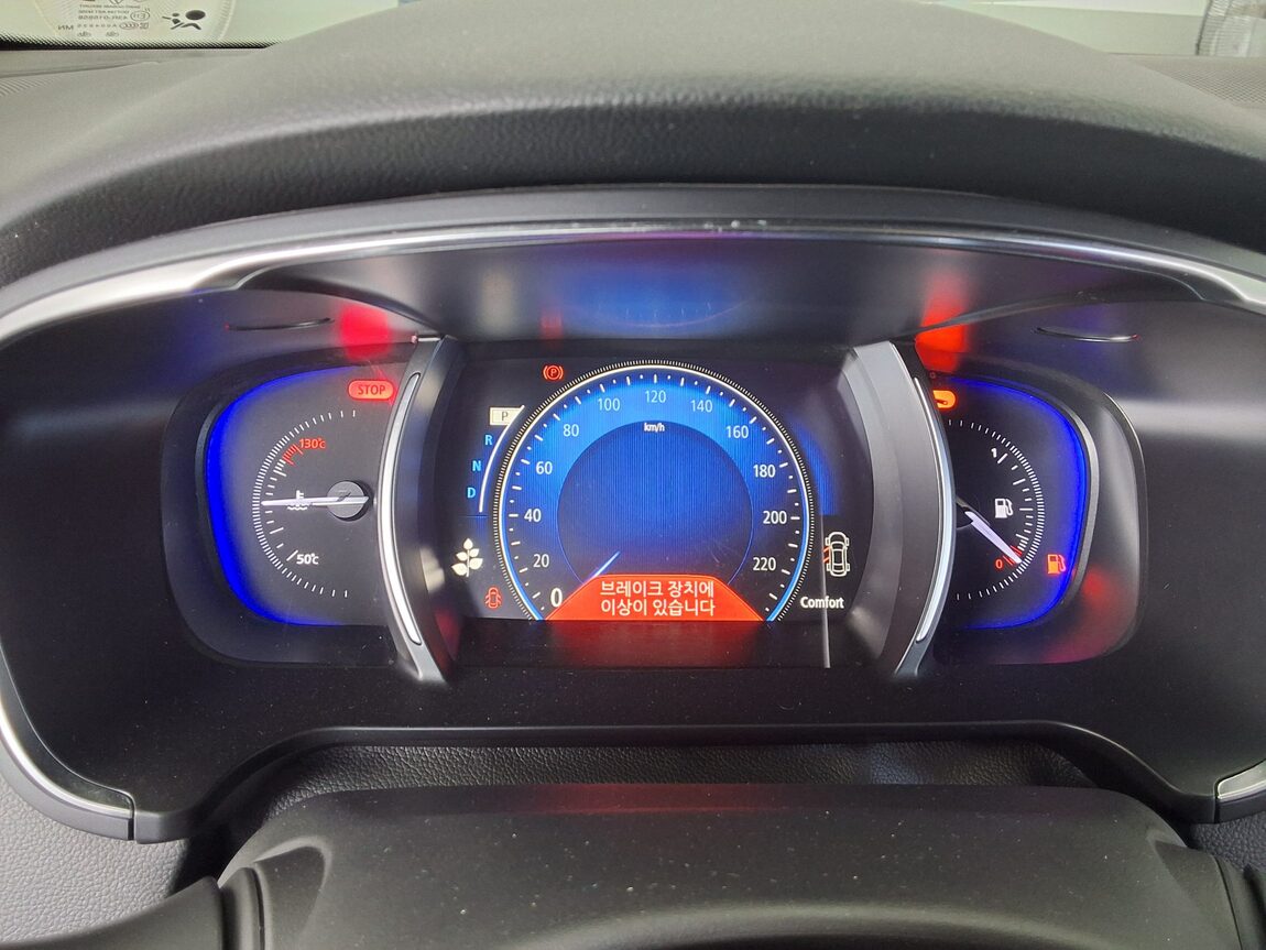 RENAULT (SAMSUNG) SM6 2.0 GDe LE 2019 - zdjęcie 17