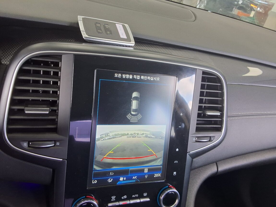 RENAULT (SAMSUNG) SM6 2.0 GDe LE 2019 - zdjęcie 19