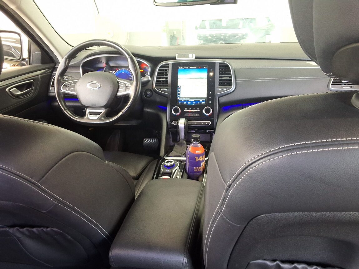 RENAULT (SAMSUNG) SM6 2.0 GDe LE 2019 - zdjęcie 11