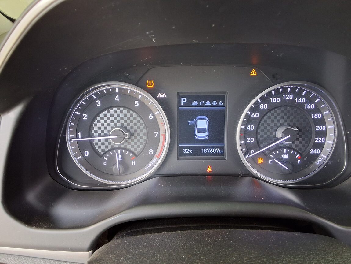 HYUNDAI THE NEW AVANTE AD 1.6 LPI RENTAL CAR SMART 2020 - zdjęcie 9