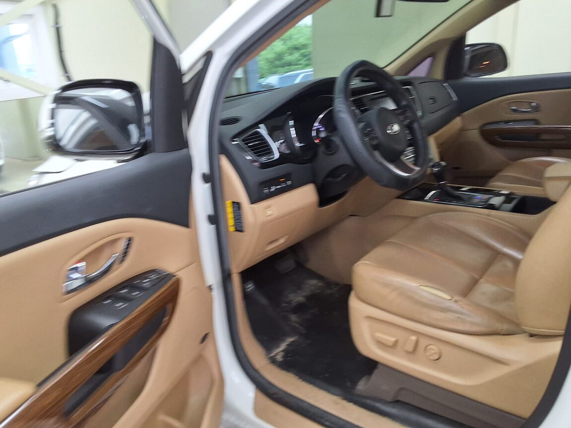 KIA ALL NEW CARNIVAL HI-LIMOUSINE DIESEL 9-SEATER NOBLESSE 2016 - zdjęcie 11