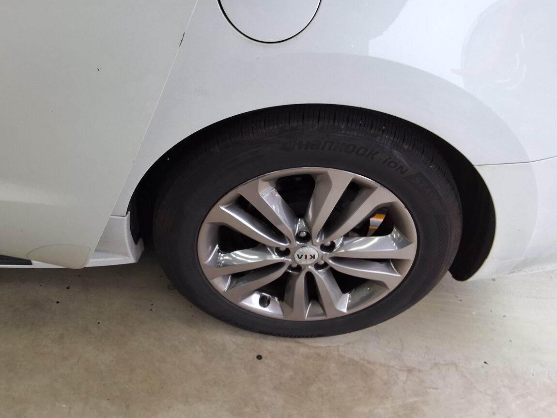 KIA ALL NEW CARNIVAL HI-LIMOUSINE DIESEL 9-SEATER NOBLESSE 2016 - zdjęcie 19