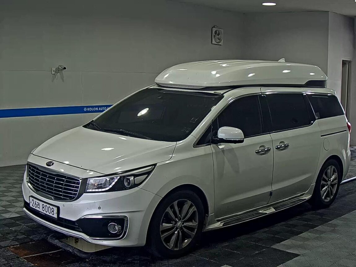 KIA ALL NEW CARNIVAL HI-LIMOUSINE DIESEL 9-SEATER NOBLESSE 2016 - zdjęcie 2