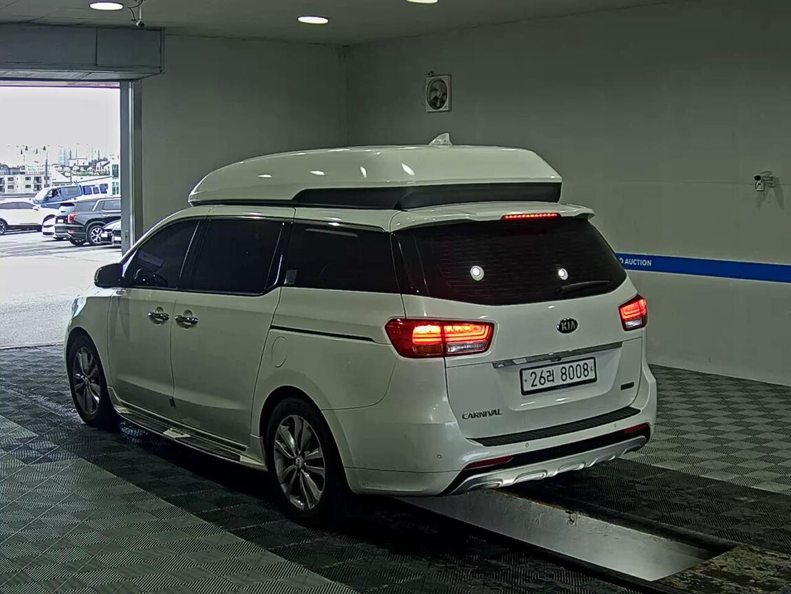 KIA ALL NEW CARNIVAL HI-LIMOUSINE DIESEL 9-SEATER NOBLESSE 2016 - zdjęcie 6
