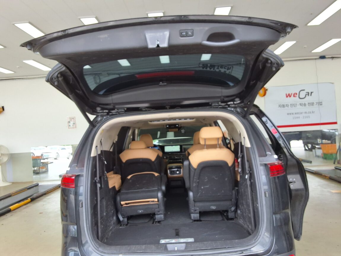 KIA NEW CARNIVAL (KA4) 9-SEATER DIESEL SIGNATURE 2021 - zdjęcie 16