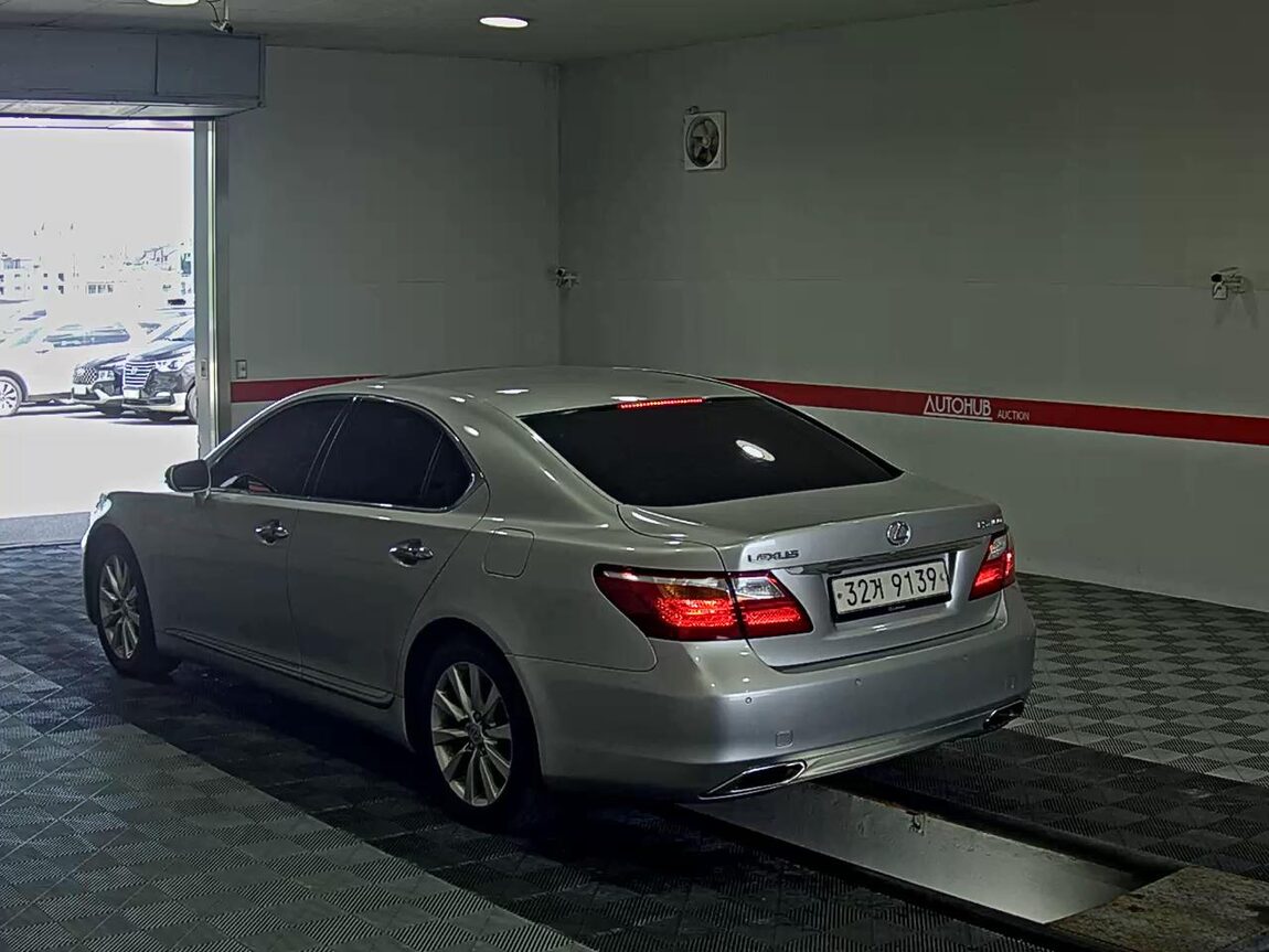 LEXUS LS (4TH GEN) 460 2012 - zdjęcie 6