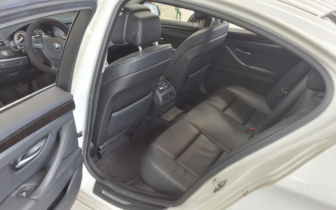 BMW 5 SERIES (6TH GEN) 528i 2012 - zdjęcie 12
