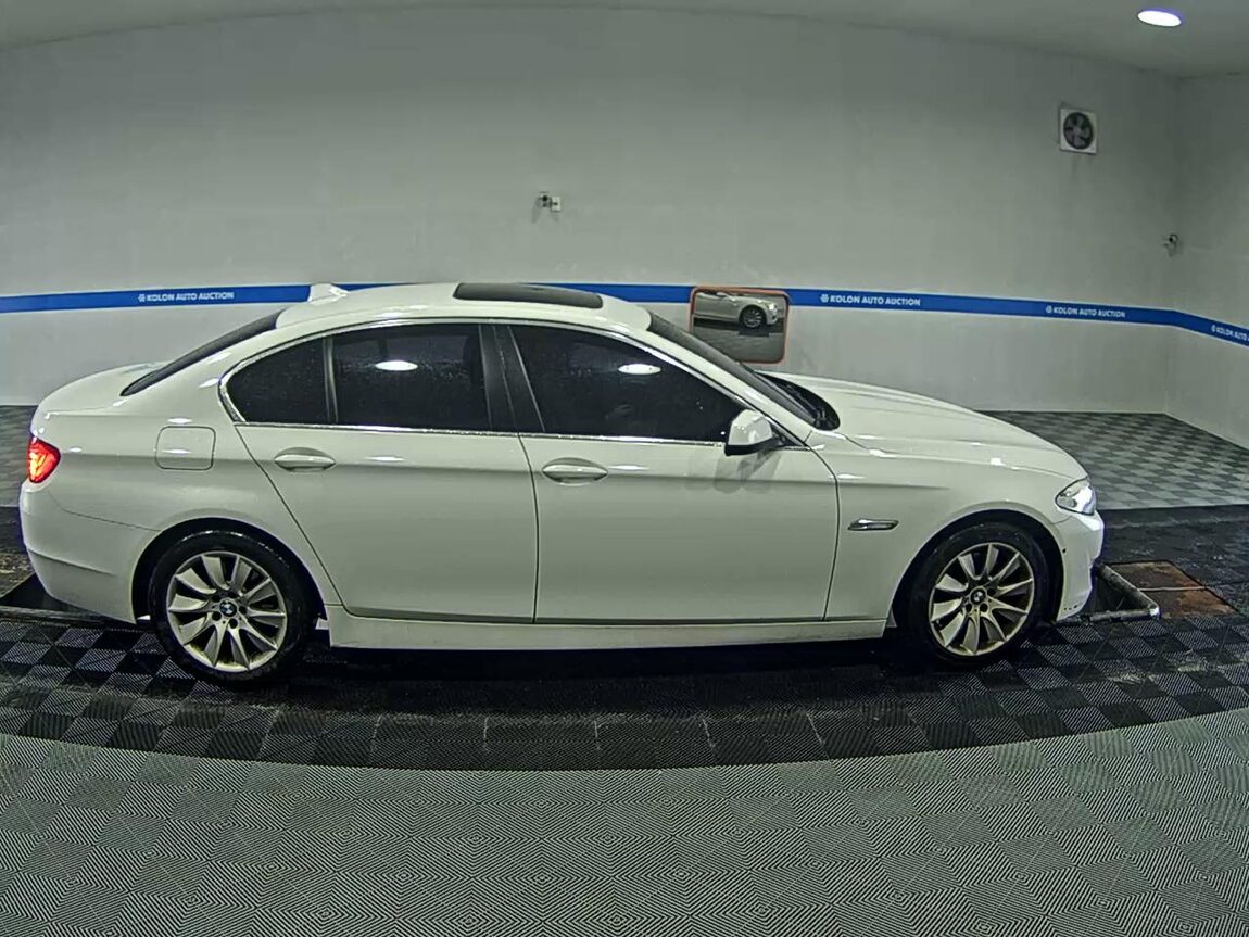 BMW 5 SERIES (6TH GEN) 528i 2012 - zdjęcie 4