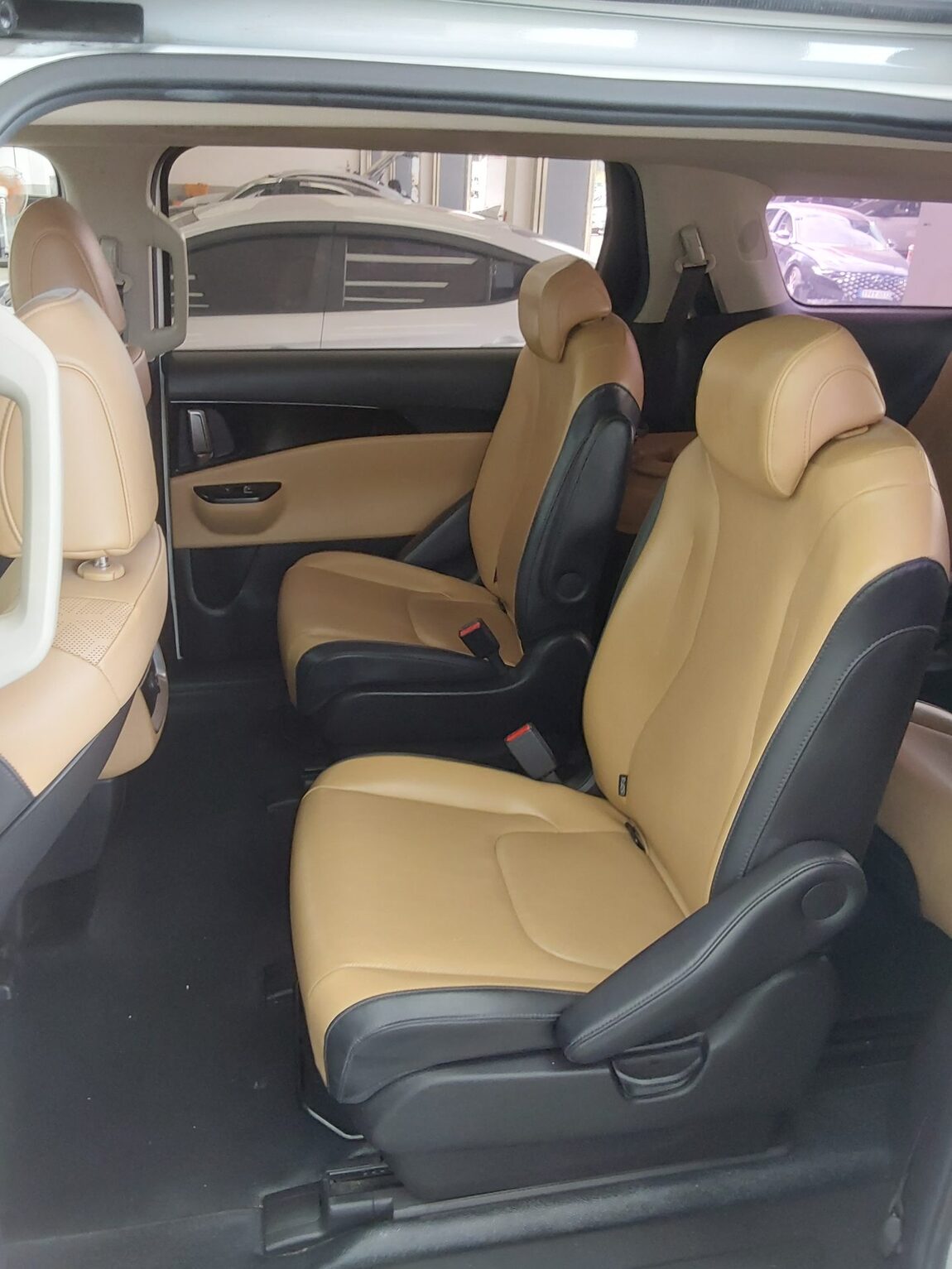KIA NEW CARNIVAL (KA4) 9-SEATER DIESEL PRESTIGE 2021 - zdjęcie 12