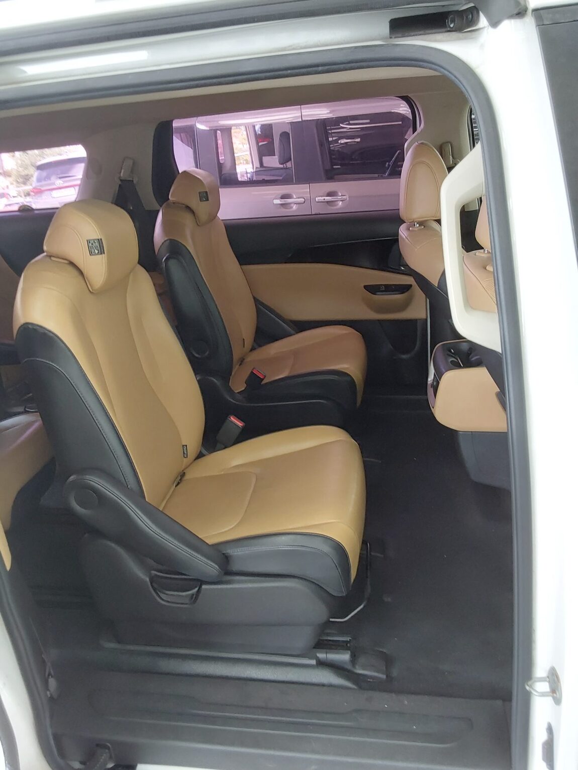 KIA NEW CARNIVAL (KA4) 9-SEATER DIESEL PRESTIGE 2021 - zdjęcie 13