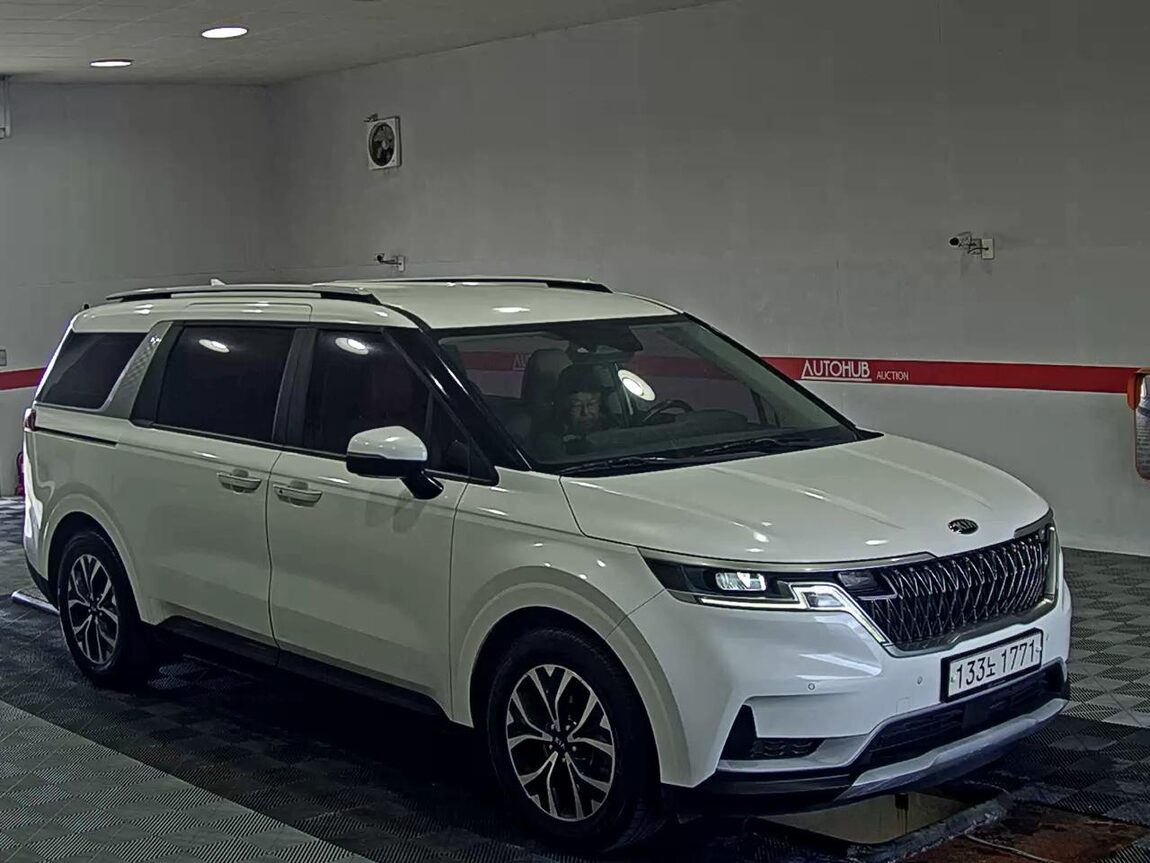 KIA NEW CARNIVAL (KA4) 9-SEATER DIESEL PRESTIGE 2021 - zdjęcie 3