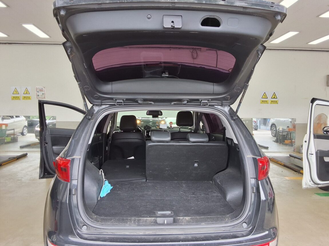KIA NEW SPORTAGE R2.0 4WD PRESTIGE 2016 - zdjęcie 15