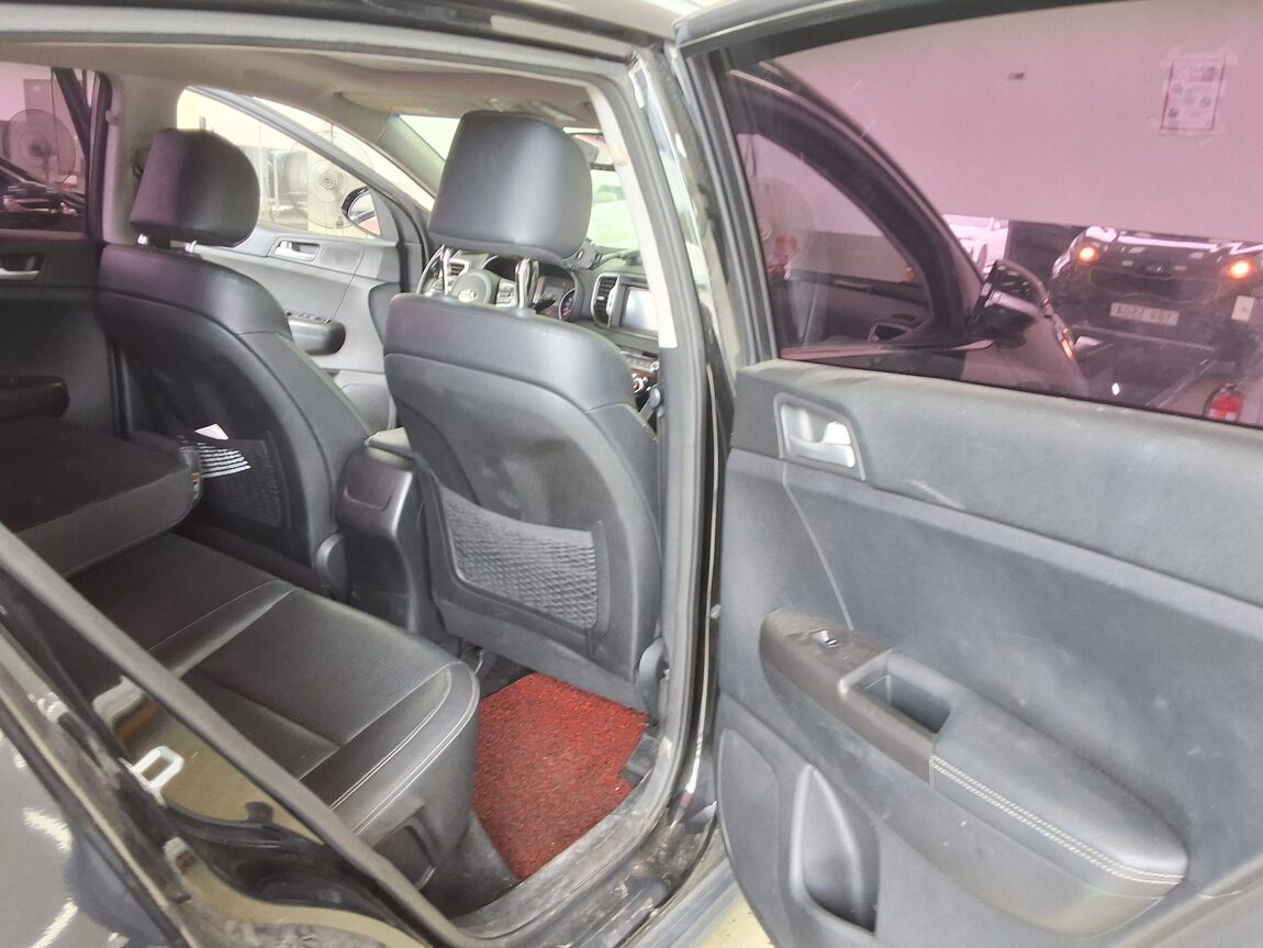 KIA NEW SPORTAGE R2.0 4WD PRESTIGE 2016 - zdjęcie 13