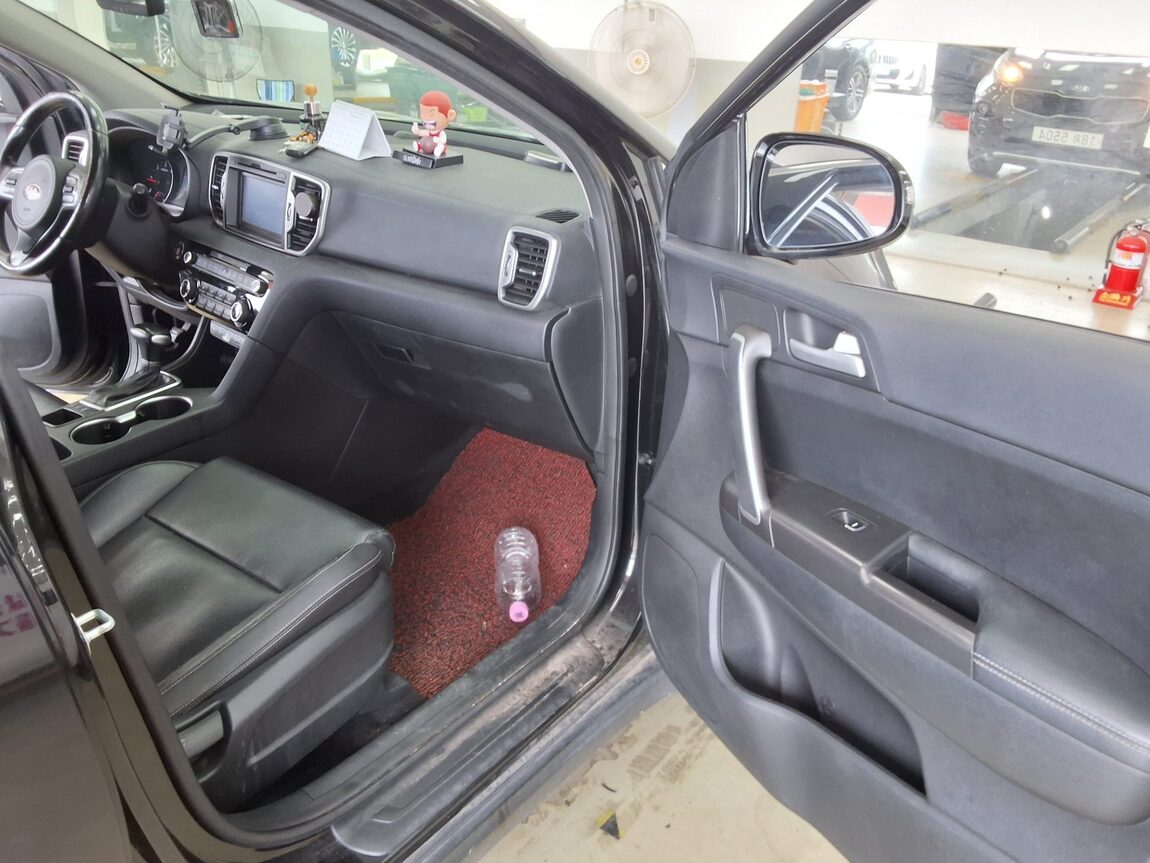 KIA NEW SPORTAGE R2.0 4WD PRESTIGE 2016 - zdjęcie 14