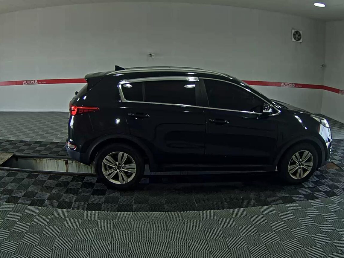 KIA NEW SPORTAGE R2.0 4WD PRESTIGE 2016 - zdjęcie 4