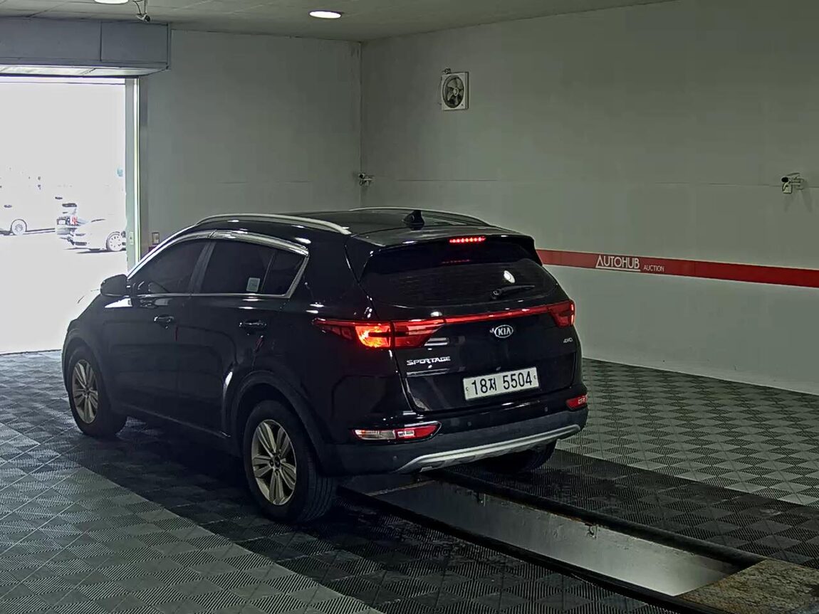 KIA NEW SPORTAGE R2.0 4WD PRESTIGE 2016 - zdjęcie 6