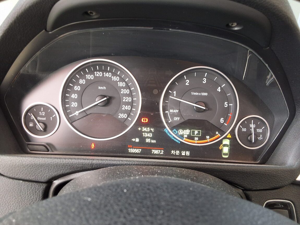 BMW 3 SERIES (6TH GEN) 320d xDRIVE 2014 - zdjęcie 10