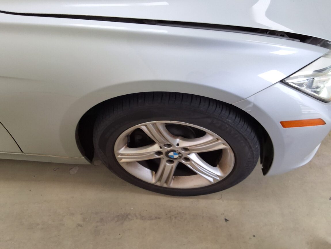 BMW 3 SERIES (6TH GEN) 320d xDRIVE 2014 - zdjęcie 21