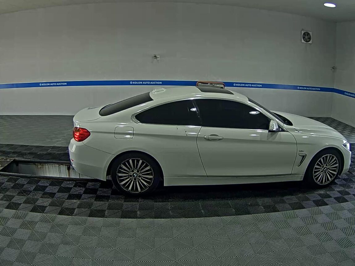 BMW 4 SERIES (1ST GEN) COUPE 420d LUXURY 2014 - zdjęcie 4