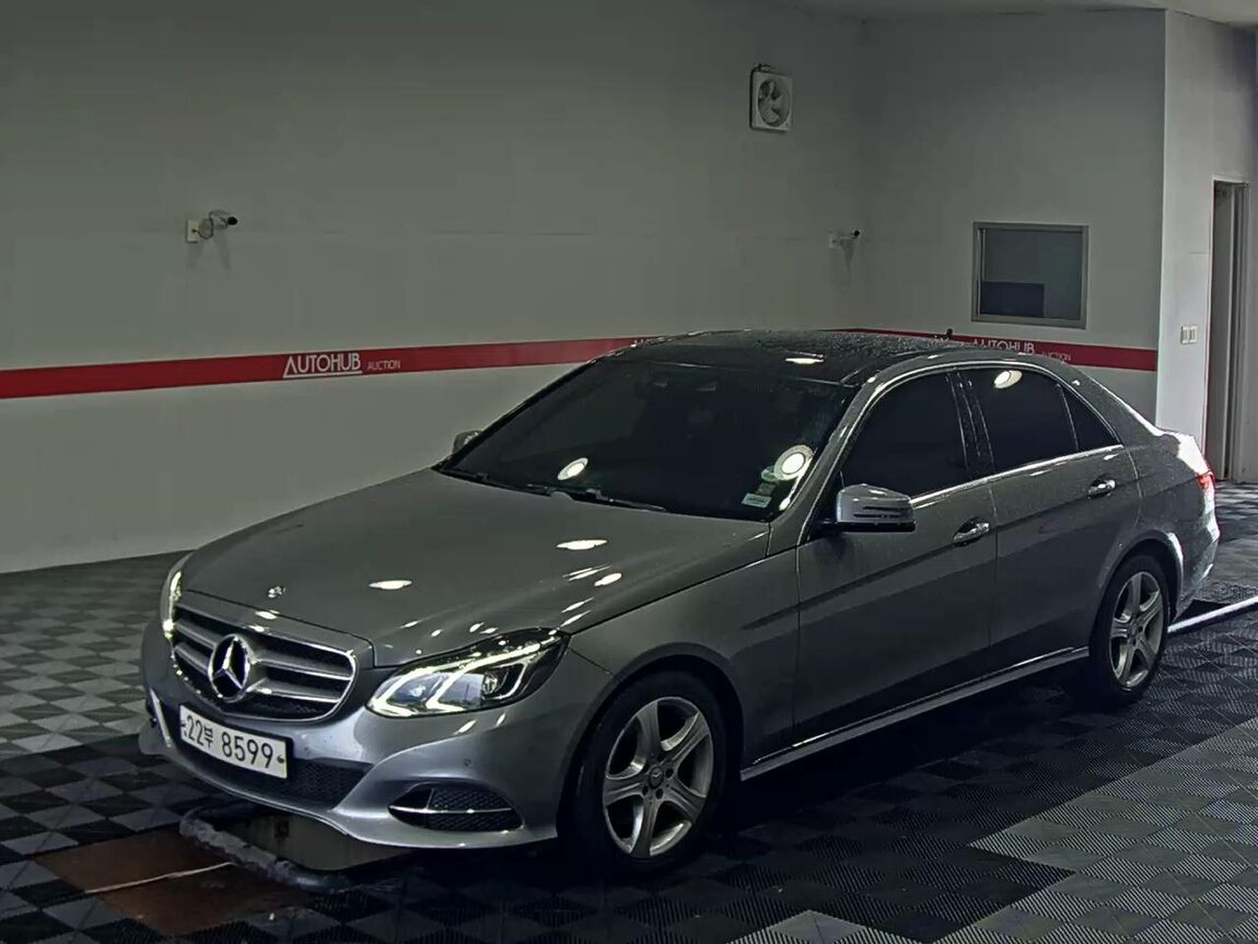 MERCEDES-BENZ E-CLASS (4TH GEN) E250 CDI 4MATIC 2014 - zdjęcie 2