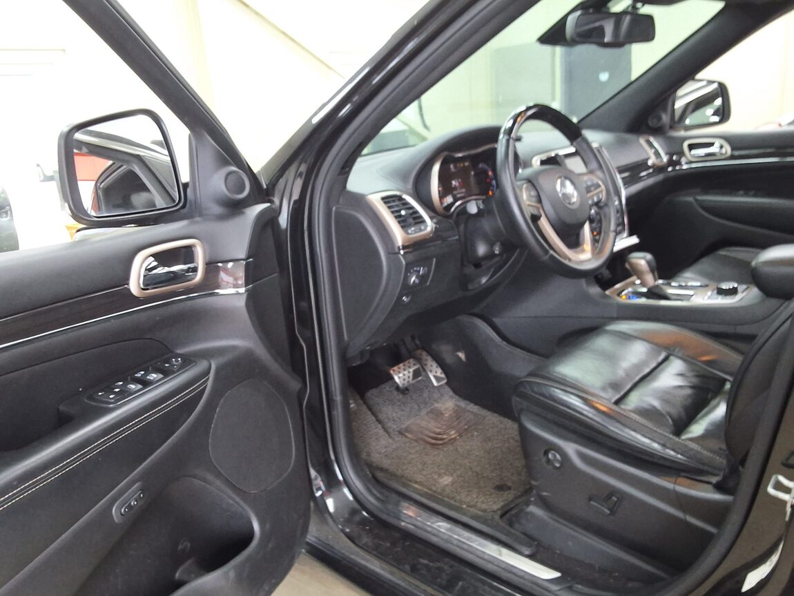 JEEP GRAND CHEROKEE (WK2) 3.0 V6 TURBO DIESEL OVERLAND 2016 - zdjęcie 11