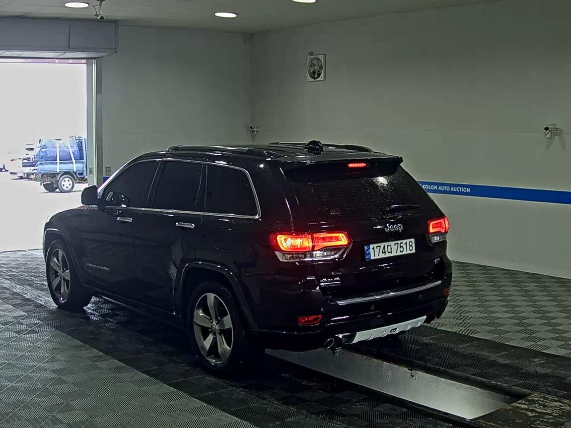 JEEP GRAND CHEROKEE (WK2) 3.0 V6 TURBO DIESEL OVERLAND 2016 - zdjęcie 6