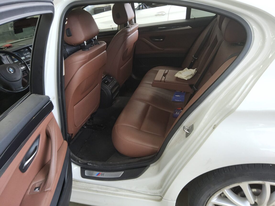 BMW 5 SERIES (6TH GEN) 520d xDRIVE M AERODYNAMIC 2016 - zdjęcie 12
