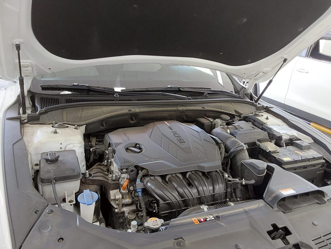 HYUNDAI THE NEW GRANDEUR IG GASOLINE 2.5 LE BLANC 2023 - zdjęcie 18
