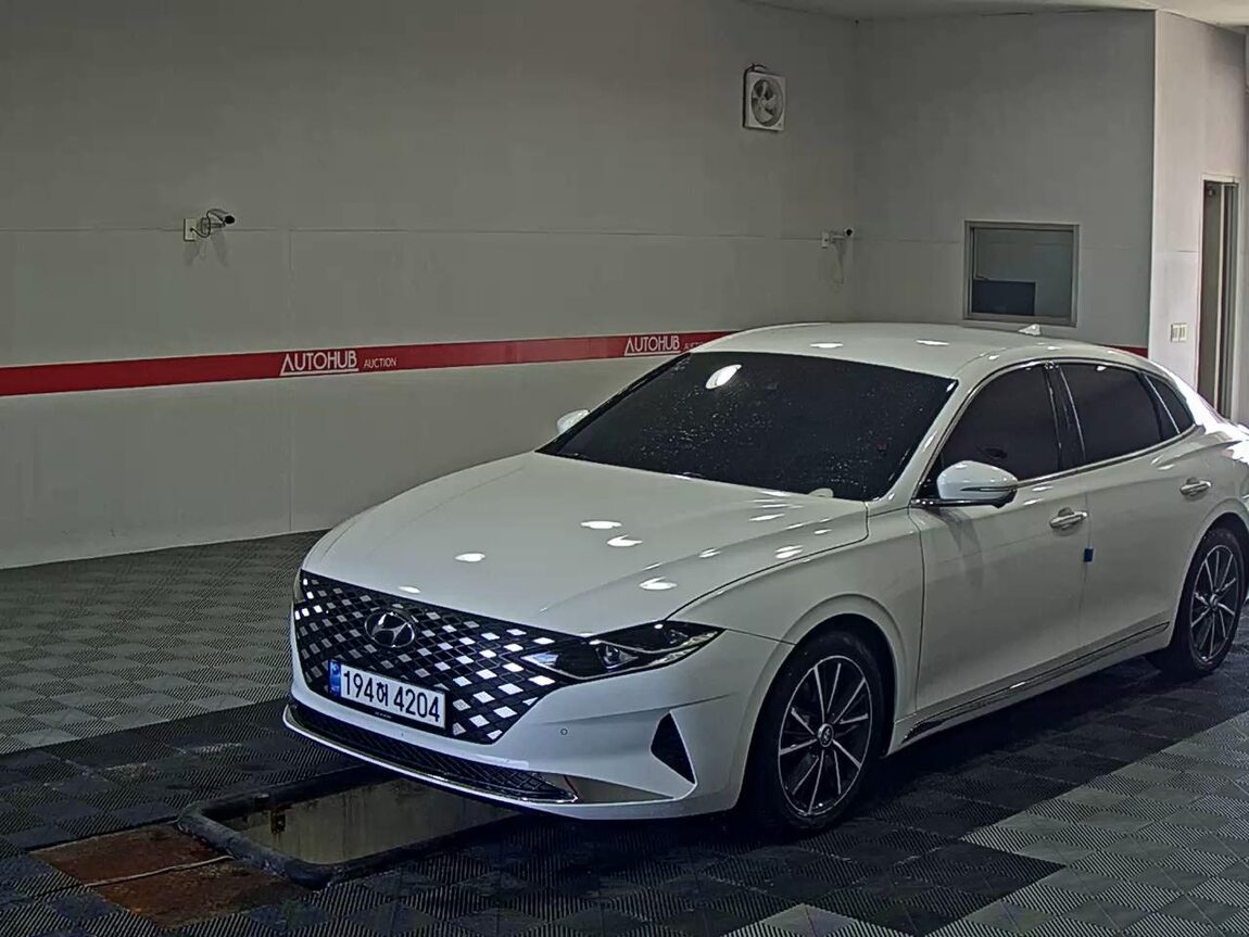 HYUNDAI THE NEW GRANDEUR IG GASOLINE 2.5 LE BLANC 2023 - zdjęcie 2