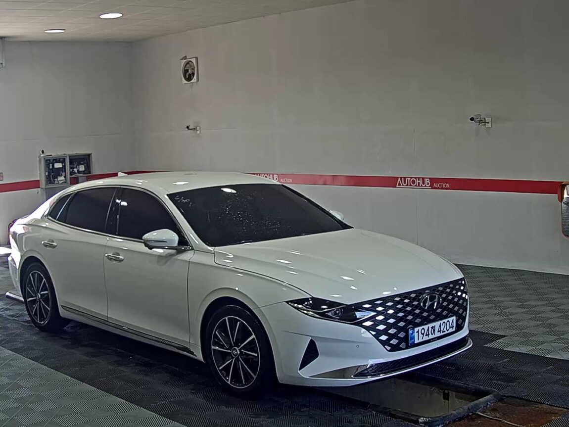 HYUNDAI THE NEW GRANDEUR IG GASOLINE 2.5 LE BLANC 2023 - zdjęcie 3